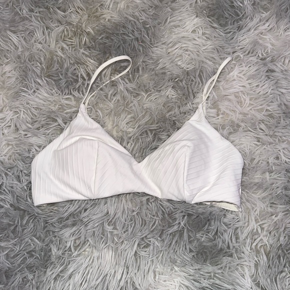 BIKINI BUNDLE 🚨SEND OFFERS🚨 - Picture 4 of 9